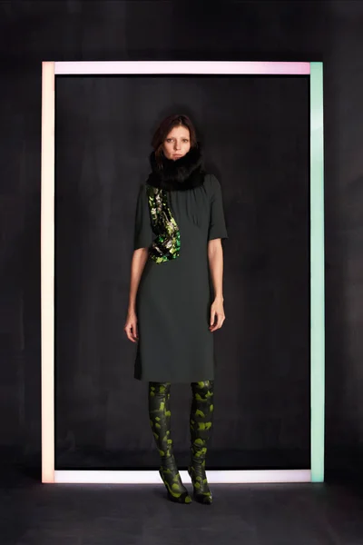 Look 15